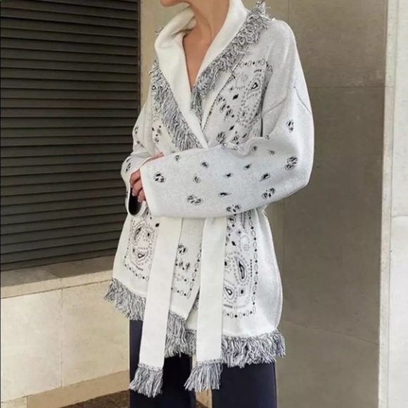 Lea Boho Fringe Oversized Knit Kimono wrap Cardi - Picture 5 of 10